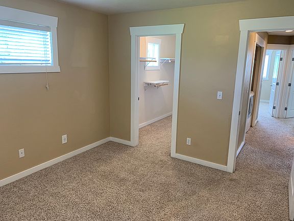 3rd image of 1826 Bluestone Dr