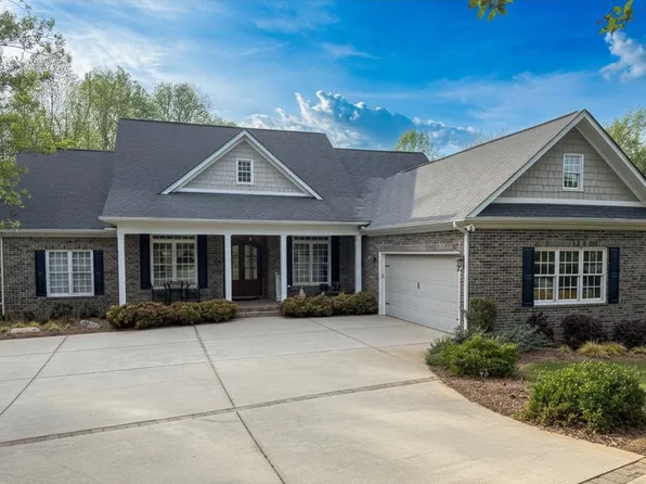 1911 Dunlin Ct, Taylors, SC 29687