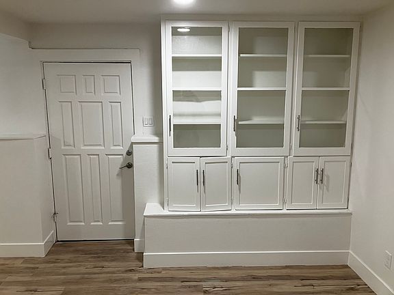 5th image of 376 2nd St APT B