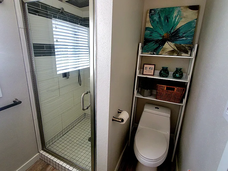 955 SW 51st St #A — Photo 12