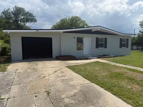 877 Horizon St Photo 1