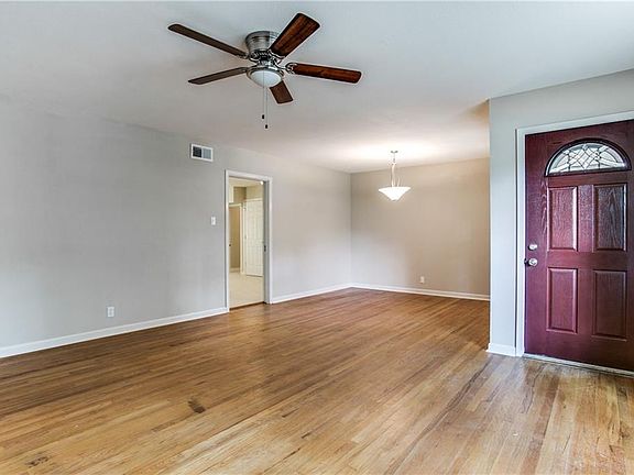4th image of 1210 W Lavender Ln