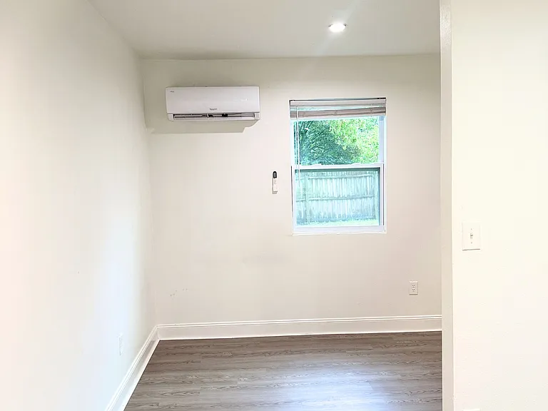 2315 Carroll Pl #2 — Photo 3