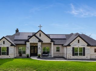 248 Scenic Wood Dr, Azle, TX 76020