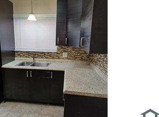 18233 Prairie St, Detroit, MI 48221