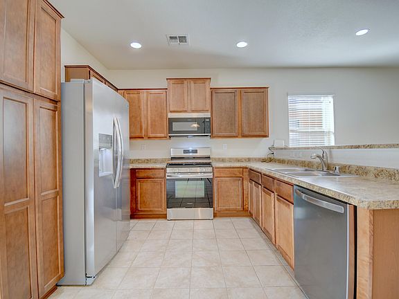 4th image of 2928 Pauza Dr SW