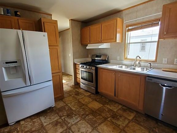 5th image of 2260 Franklin St Lot 33