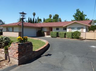 2111 S Juniper St, Escondido, CA 92025