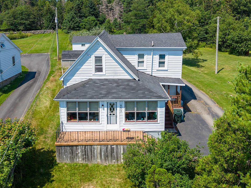 1st image of 652 Shore Rd