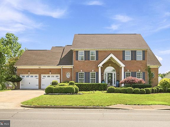 4th image of 297 Huntersridge Rd