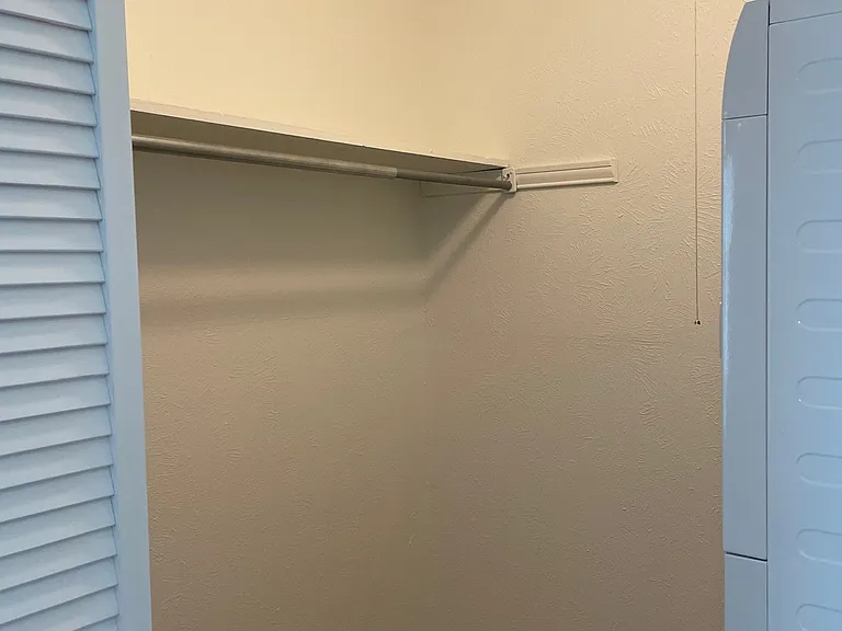 Tara Apartments — Photo 22