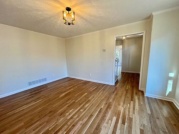 2nd image of 1469 Cheyenne Ct
