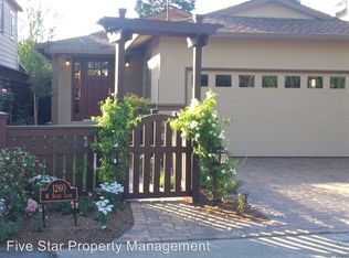 1260 W Selby Ln, Redwood City, CA 94061