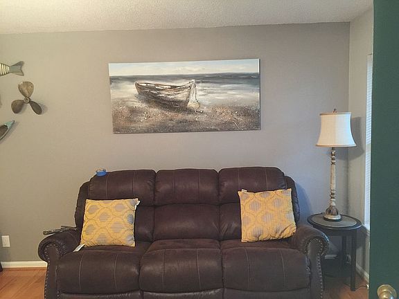 4th image of 177 Mandrake Ct #109