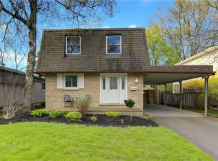 331 Dansbury Dr, Waterloo, ON N2K 2M1