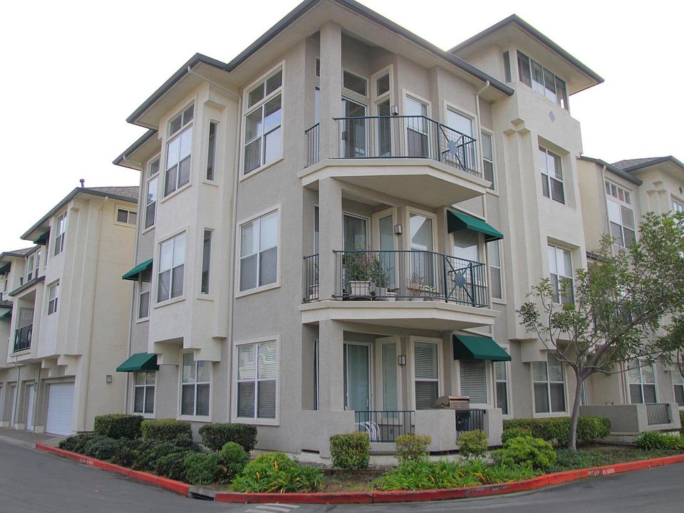 1st image of 401 Baltic Cir Unit 437