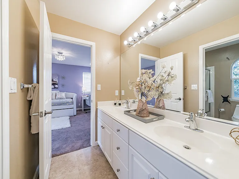 9732 Belladonna Dr — Photo 20
