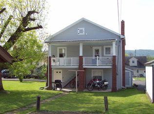 531 Carbon Aly, Lewistown, PA 17044