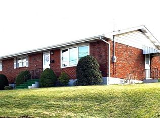 46 Hess Ave, Hellertown, PA 18055