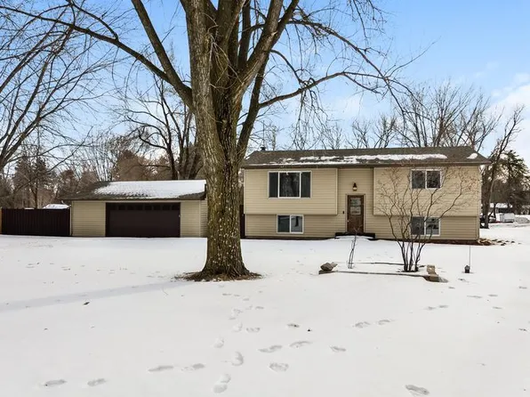 653 120th St NE, Monticello, MN 55362