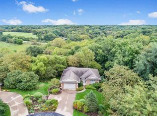 4231 Westridge Ct NE, Iowa City, IA 52240