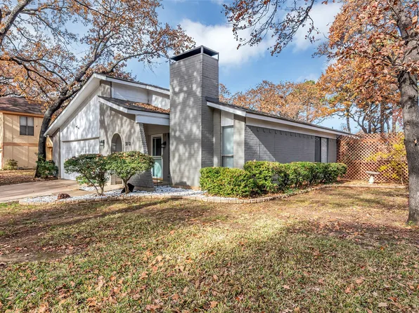 3013 Bent Tree Ln, Bedford, TX 76021