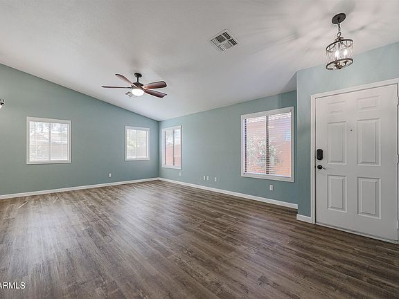 4th image of 11351 W Crestbrook Dr