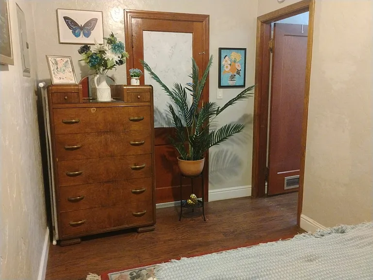 22 W Main St #STUDIO — Photo 15