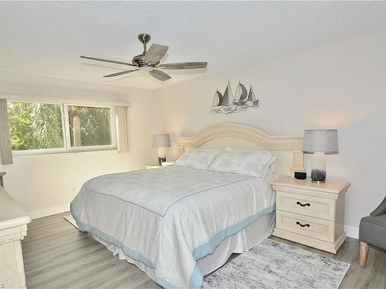 555 Park Shore Dr #B-311 — Photo 19