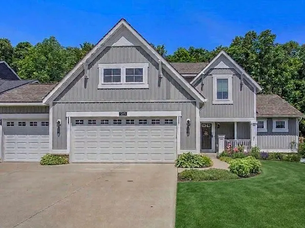 3113 Lowingside Dr, Jenison, MI 49428