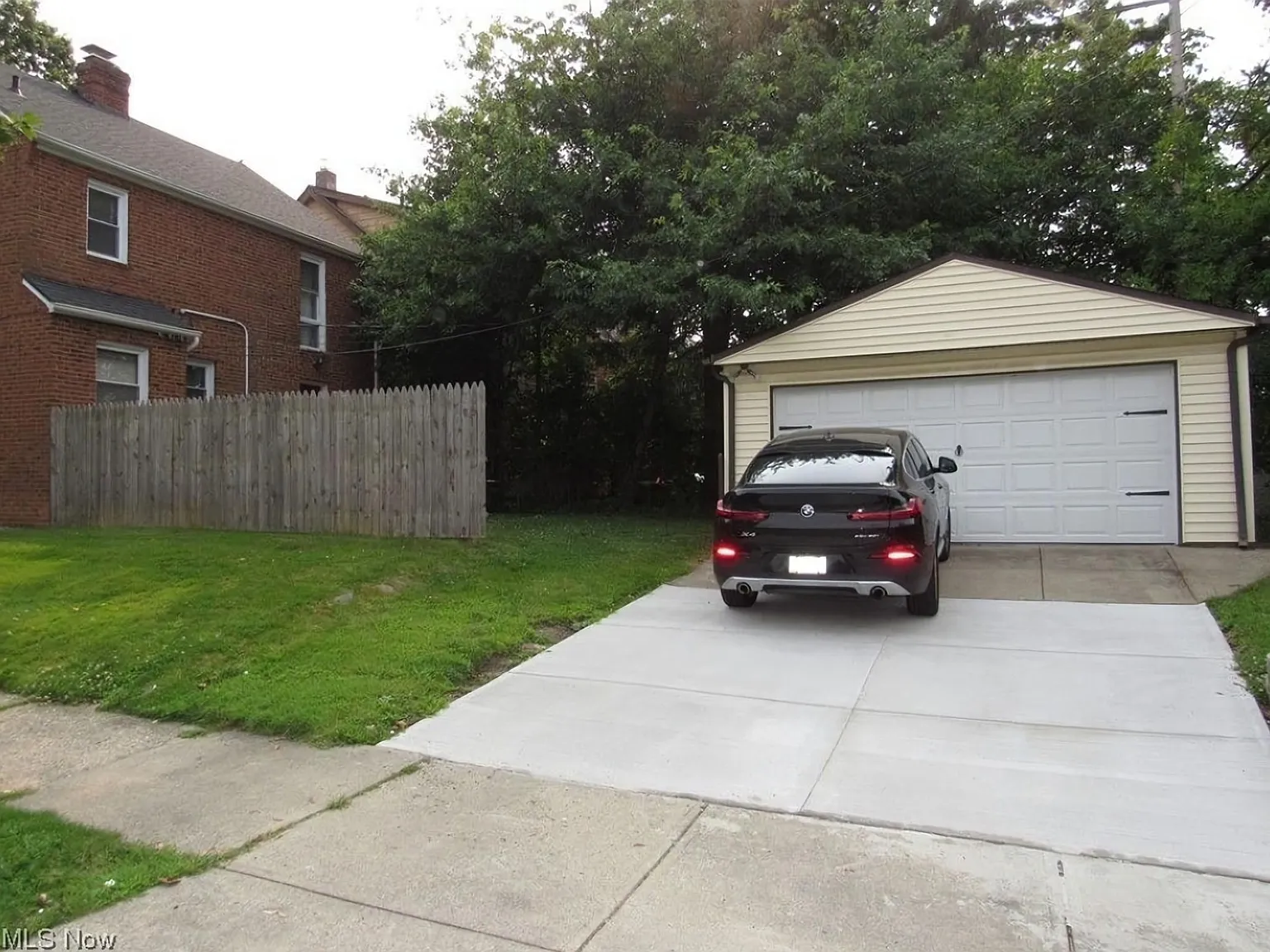 3565 Raymont Blvd — Photo 3