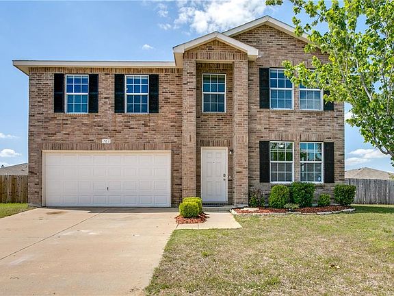 2nd image of 703 Honey Hollow Dr