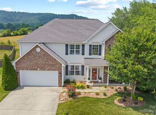 48 Woodfern Rd, Fletcher, NC 28732