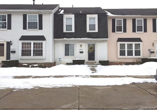 1st image of 37718 Charter Oaks Blvd
