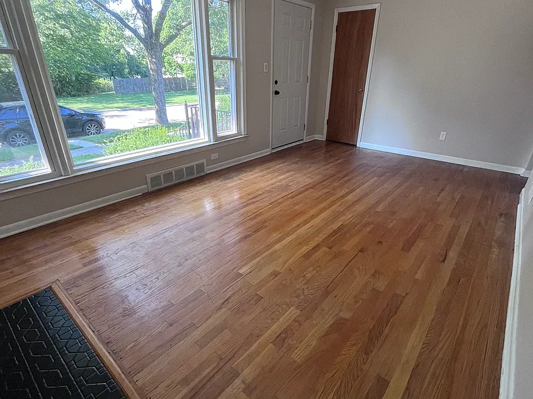 721 North Dr — Photo 2