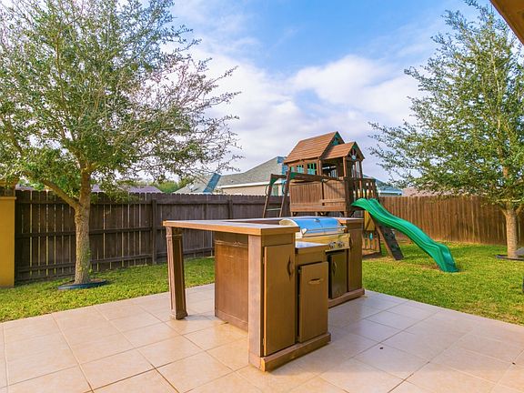 2nd image of 2304 Jessica Dr