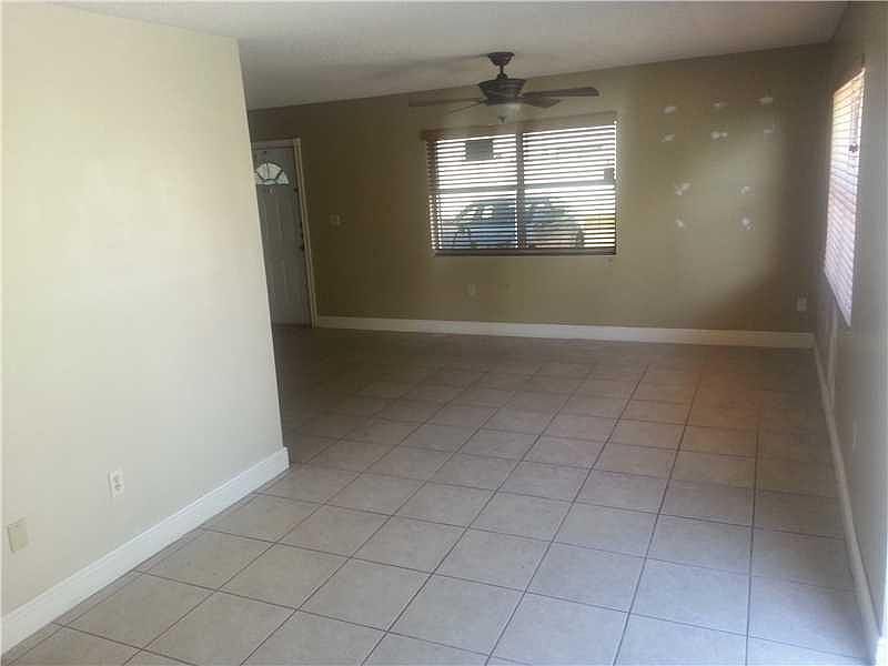 1st image of 41 NE 12th Ave #41