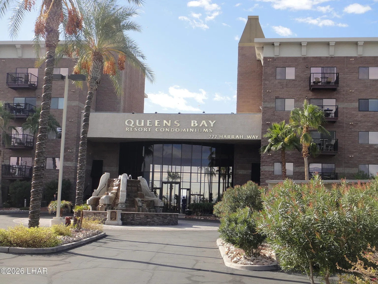 2 bed, 2.0 bath, 1025 sqft, $1,900 — Photo 1