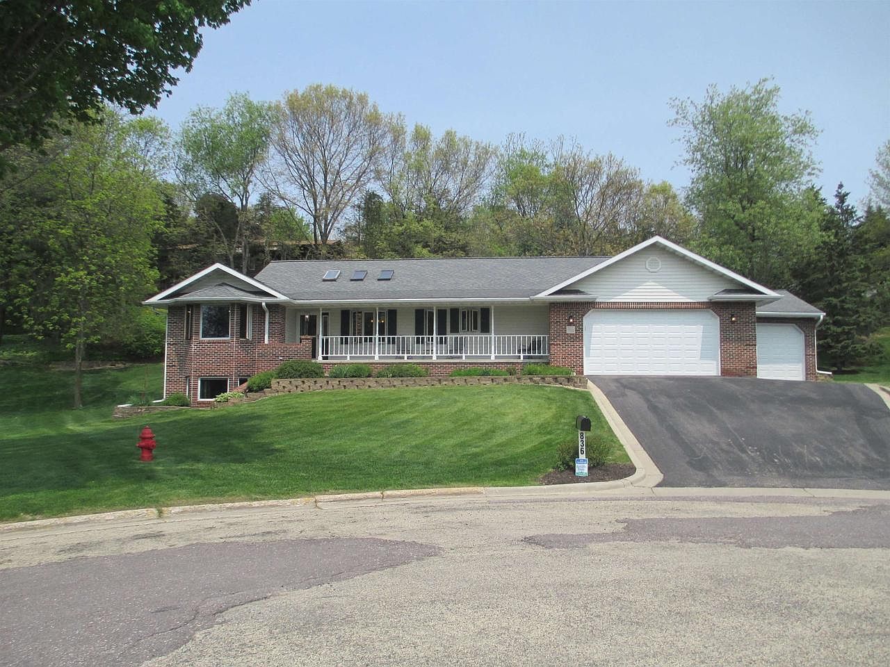 836 Sequoia, Baraboo, WI 53913 Zillow