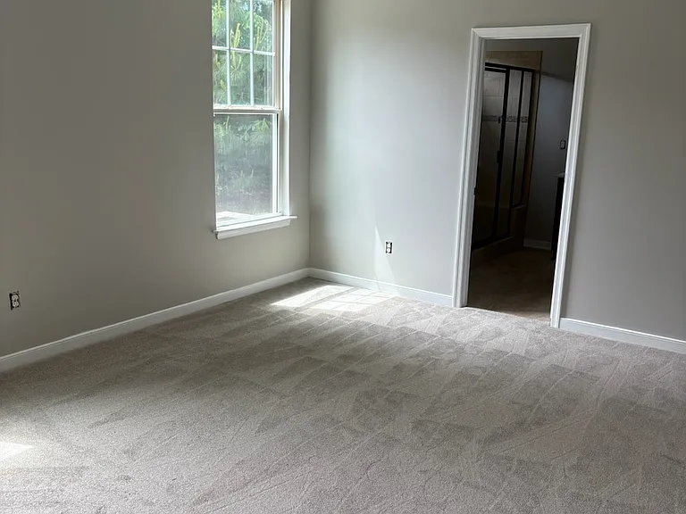 4049 Hiddenwell Ln — Photo 3