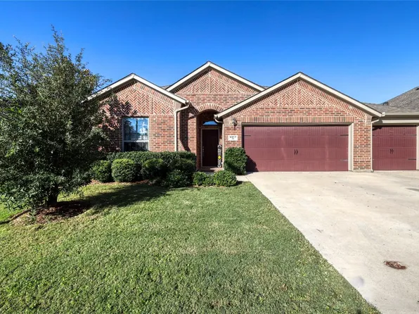 9917 Chrysalis Dr, Fort Worth, TX 76131