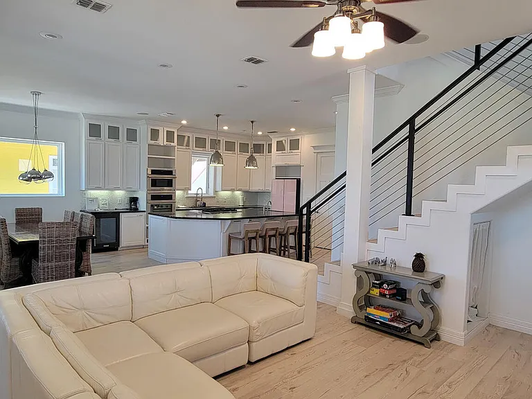 119 E Red Snapper St — Photo 9