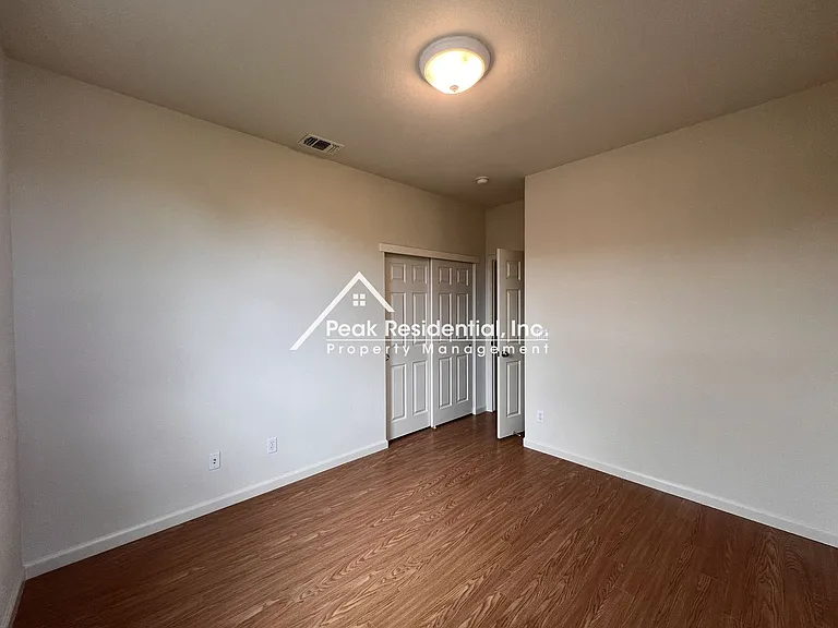 882 Bullion Ln — Photo 19