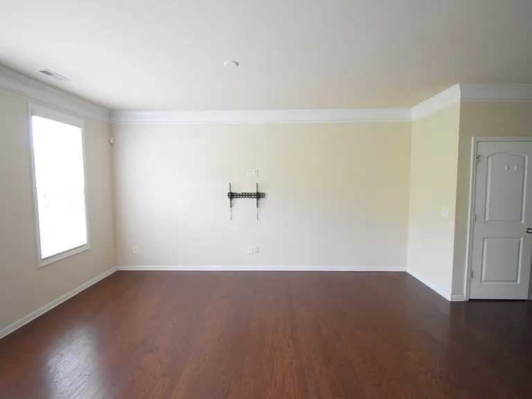 9620 Camberley Ave NW — Photo 11