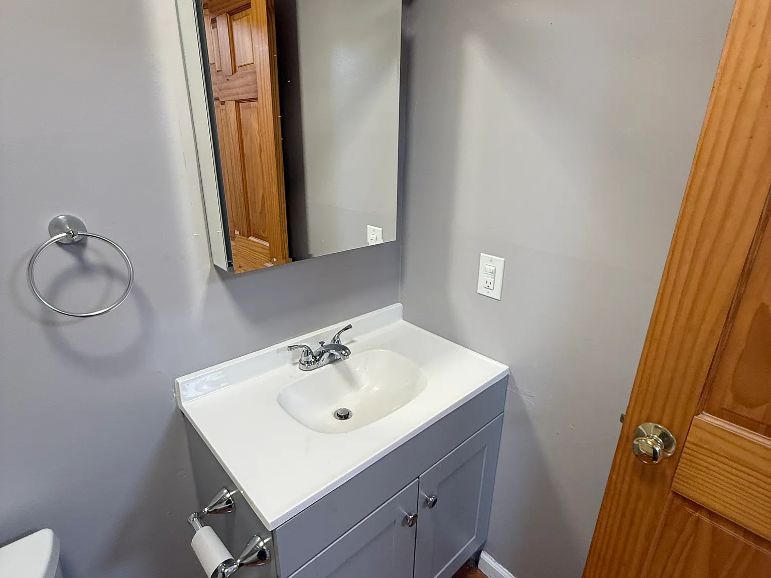 Studio, $1,200 — Photo 3