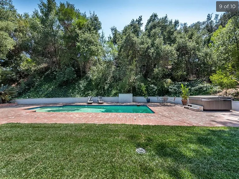 4263 Mooncrest Pl — Photo 2