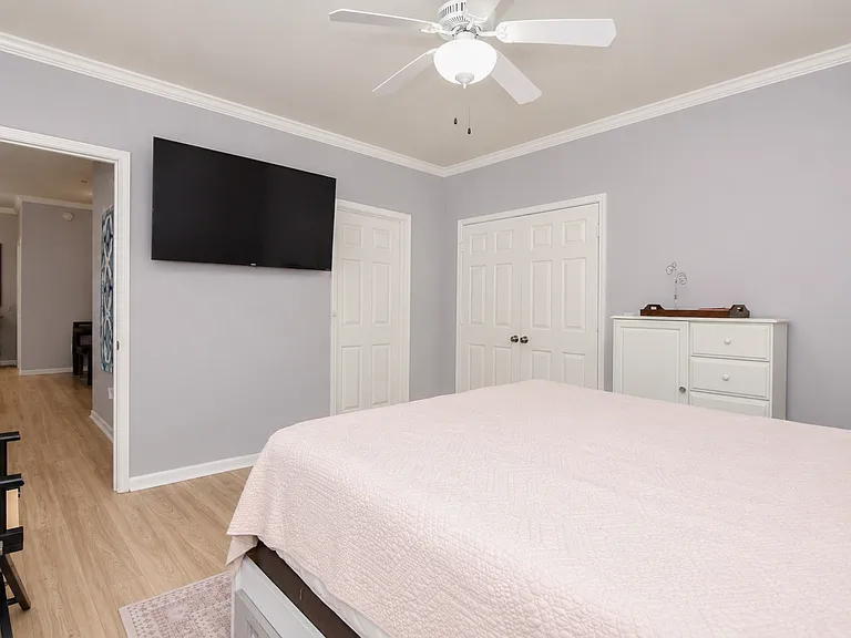 185 Sunset Point Dr #611 — Photo 26