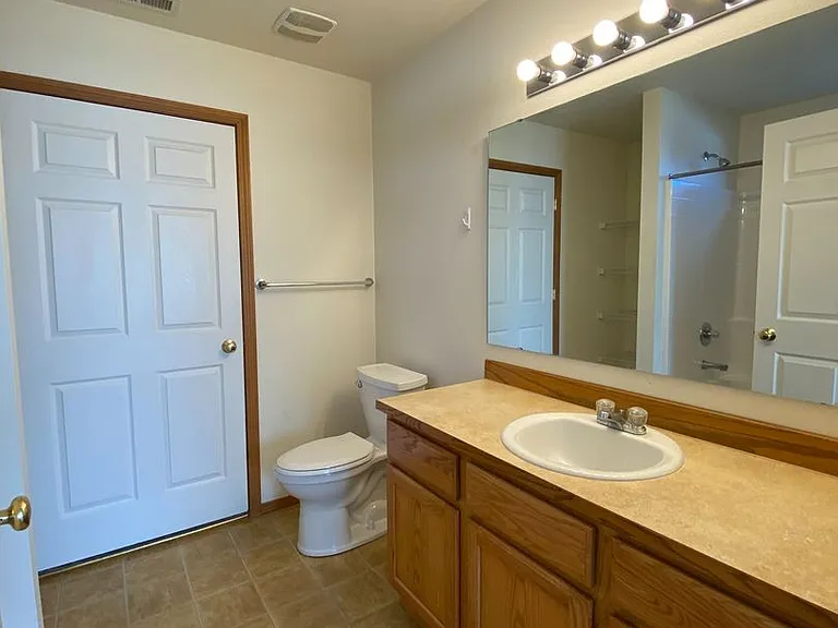 8004 Chehalis Dr — Photo 22