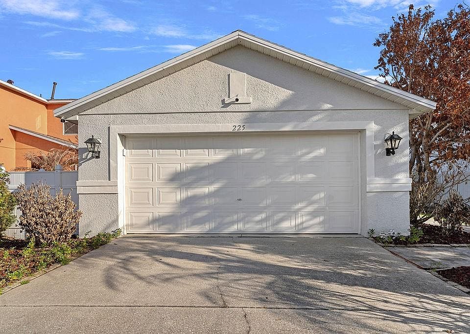 1st image of 225 Rona Ln