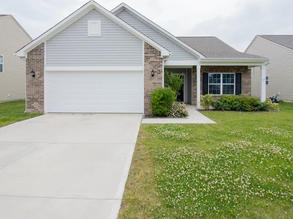 941 Sand Walk Ln, Kokomo, IN 46902